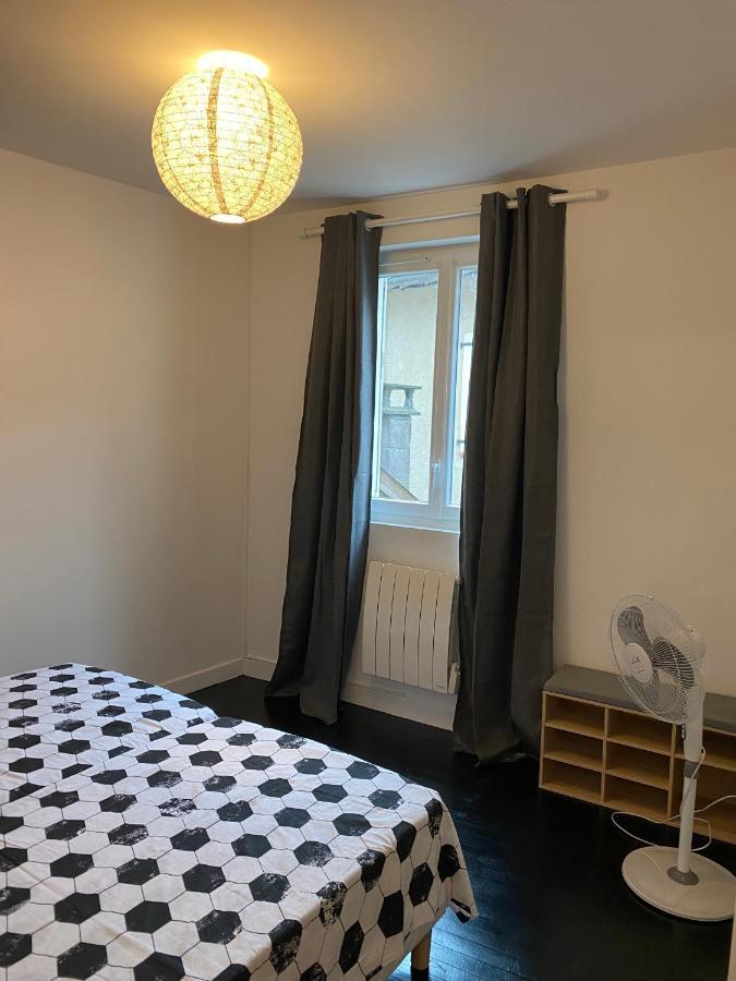 Ravissant Duplex Meuble Tout Confort Hyper Centre St Cere 4 Pers Lit Bb Wifi Gratuit Saint-Céré Dış mekan fotoğraf